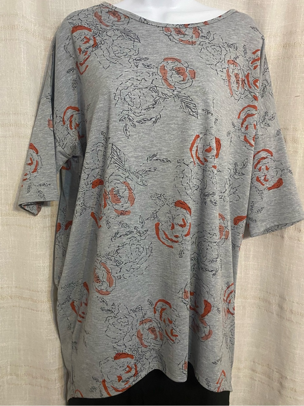 LuLaRoe Irma Tunic Top Large Gray Poppy Colored Floral High Low Scoop Neck